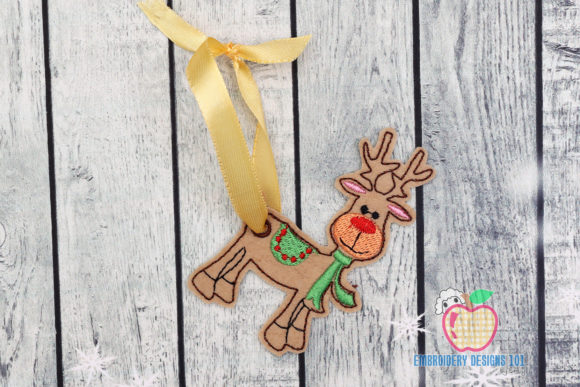 Reviewing the Christmas Deer with Scarf Ornament